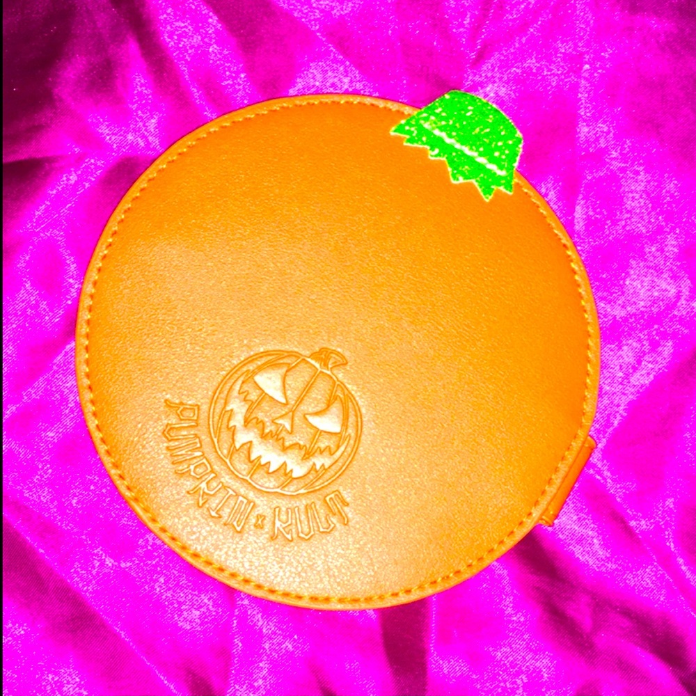 Pumpkin Cult Wallet 🎃✨🧡 - Picture 2 of 3